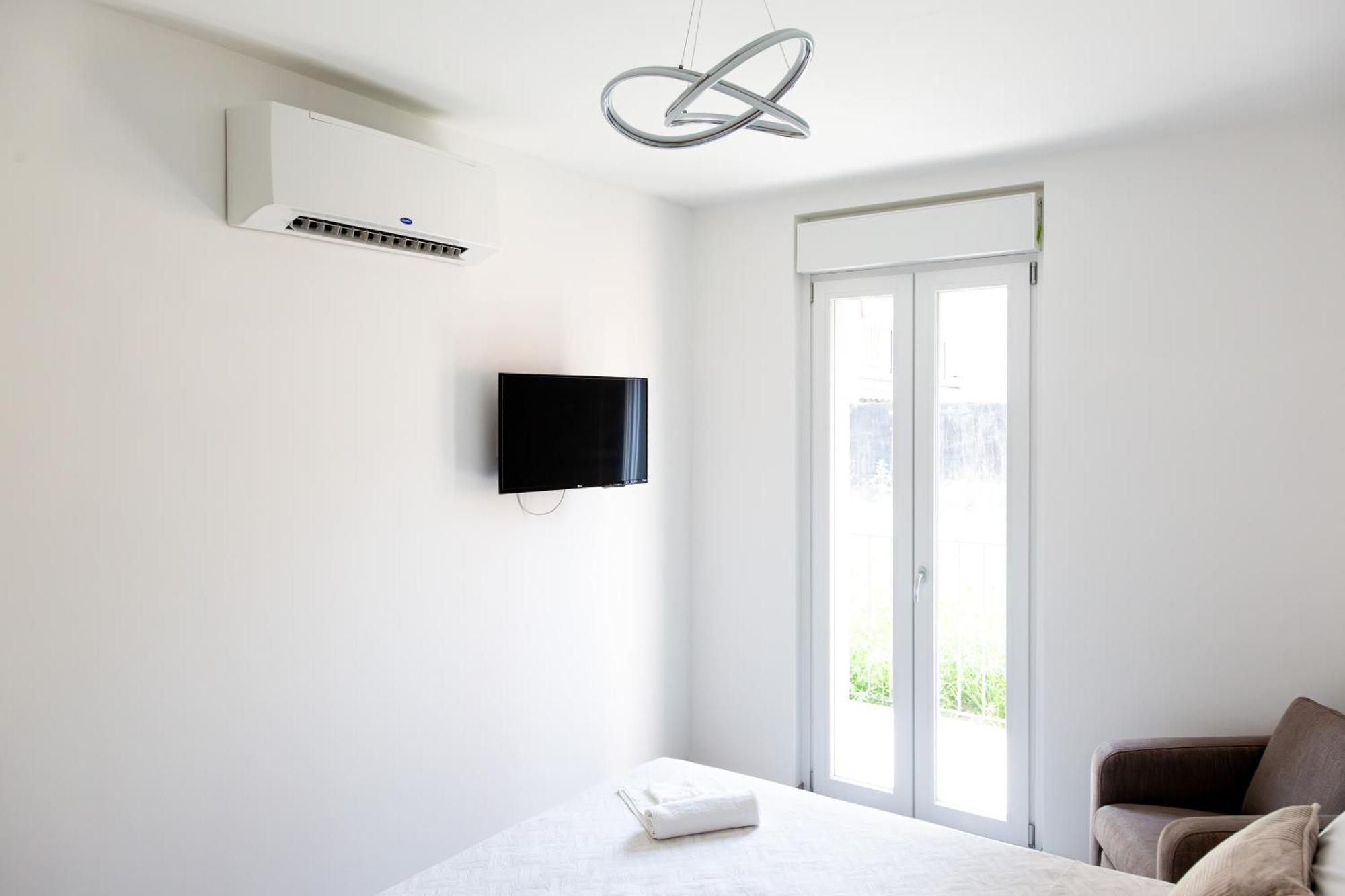 Residenza Elsa Hotel Domodossola Exterior photo